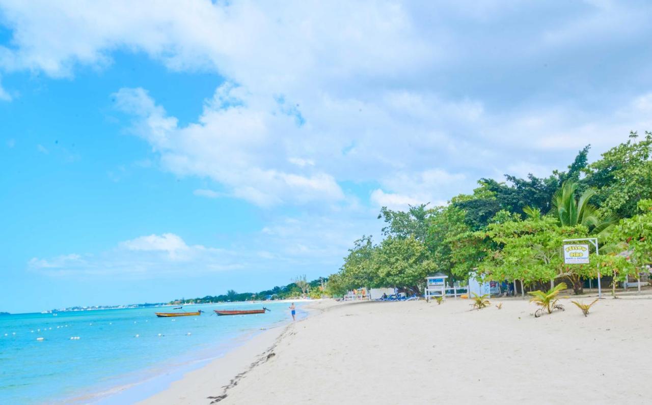 Yellow Bird Sea Negril Exterior photo